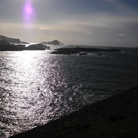 The Waterfront Couette-café