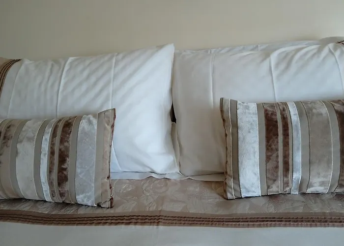 Bed & Breakfast The Waterfront 3*