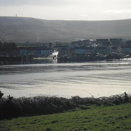The Waterfront 3* Portmagee